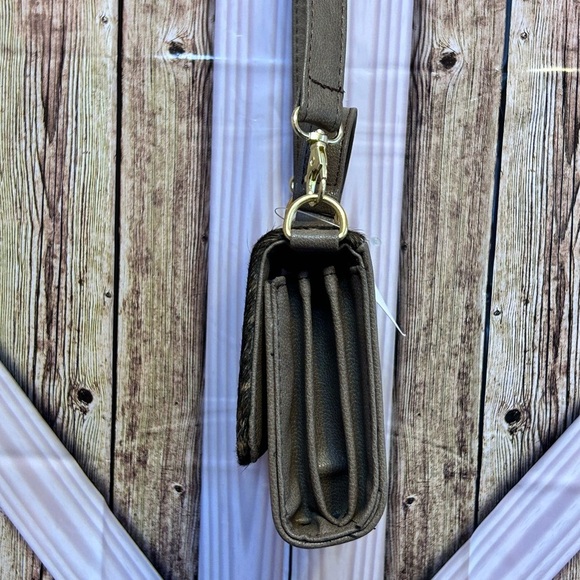 Mini Crossbody wallet Stylish Cow Hide tooled Brown and Tan Women's Bag (b) - Picture 6 of 10